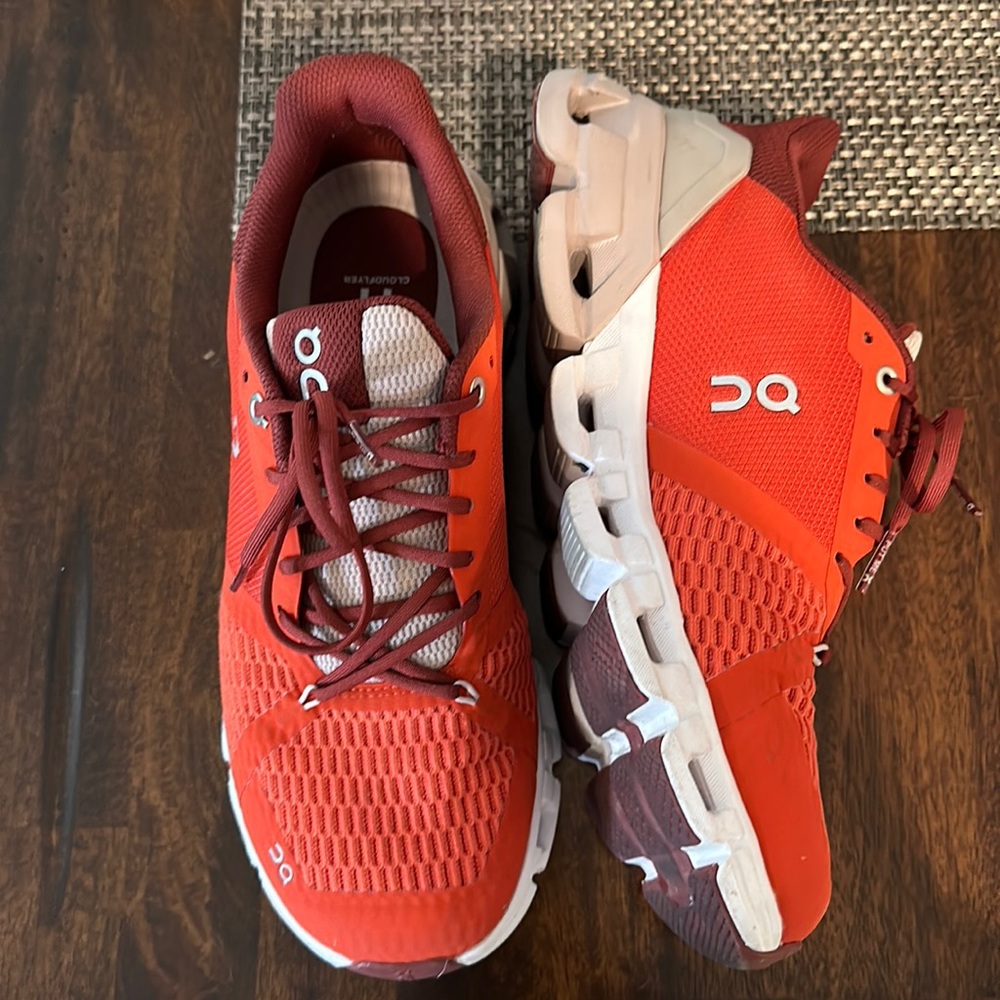 Cloud flyer road shoes